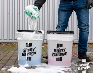 Shiny Garage Wash Bucket 20L +Lokk+ Grit Guard Rød